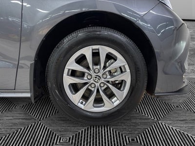 2025 Toyota Sienna LE 8 Passenger