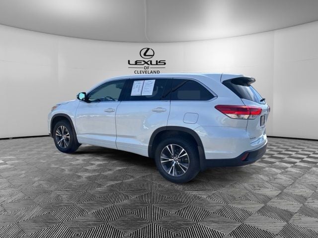 2018 Toyota Highlander LE