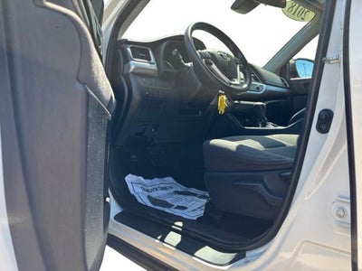 2018 Toyota Highlander LE