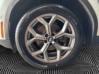 2024 BMW X4 xDrive30i