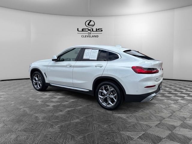 2024 BMW X4 xDrive30i