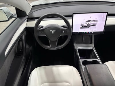 2022 Tesla Model 3 Base