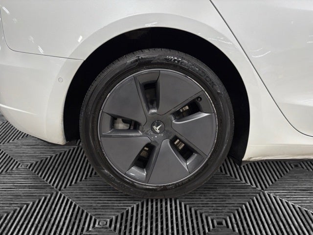 2022 Tesla Model 3 Base