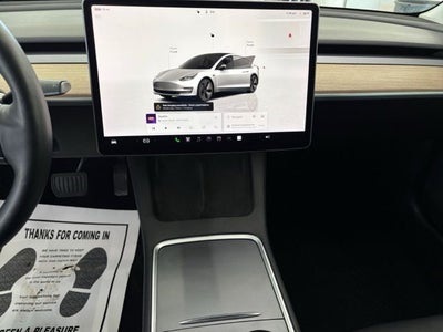 2022 Tesla Model 3 Base