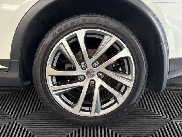 2017 INFINITI QX50 Base