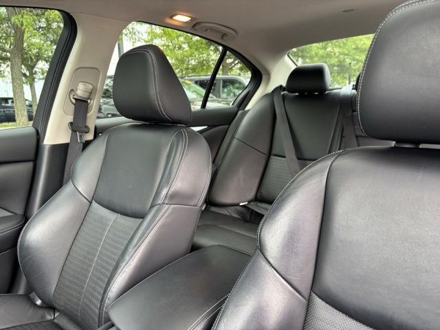 2017 INFINITI Q50 Red Sport 400