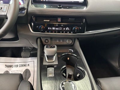 2025 Nissan Rogue SL