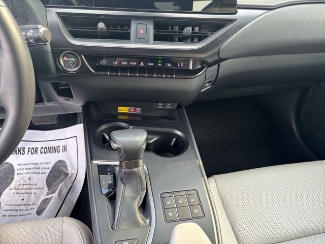 2023 Lexus UX 250h F SPORT Design