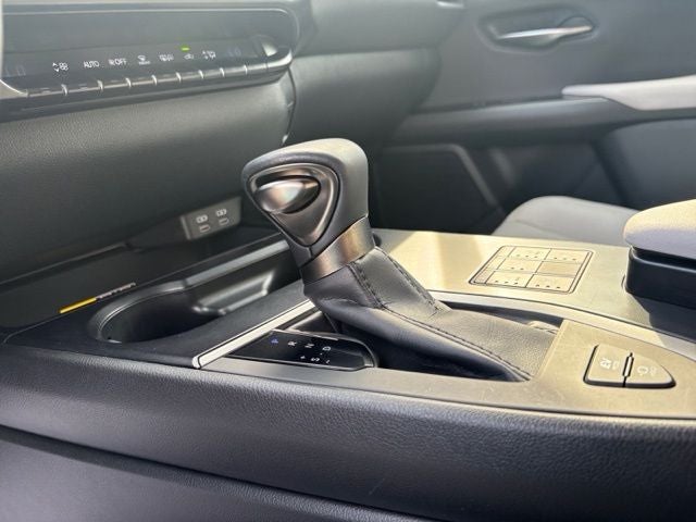 2023 Lexus UX 250h F SPORT Design