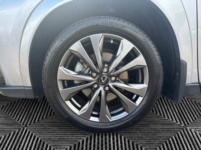 2023 Lexus UX 250h F SPORT Design