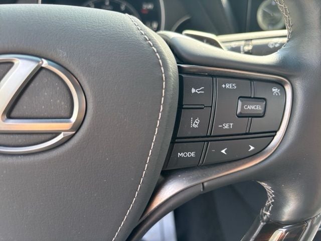 2022 Lexus LS 500 Base