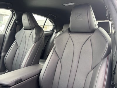 2022 Lexus UX 250h F SPORT