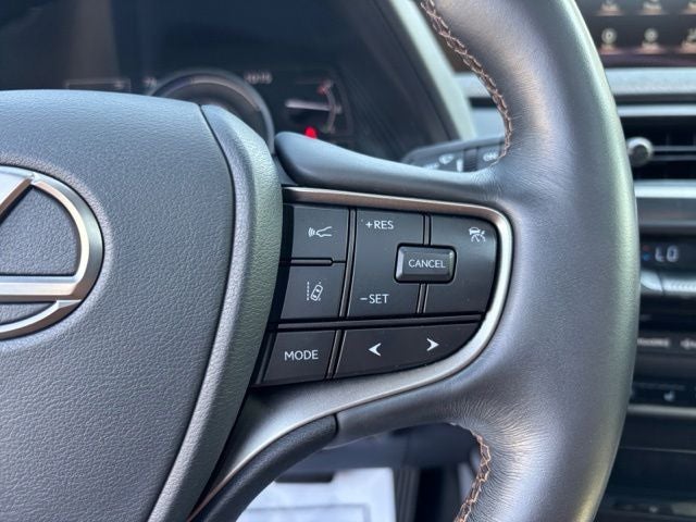 2021 Lexus UX 250h Base