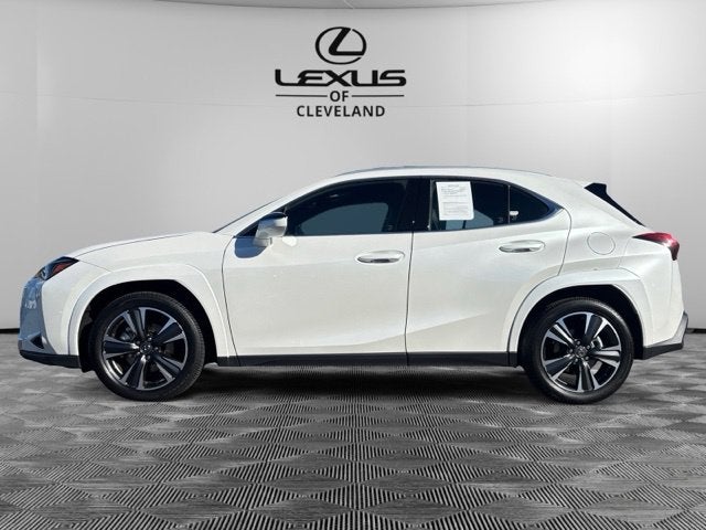 2025 Lexus UX 300h Premium