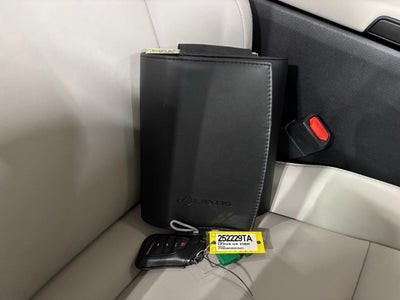 2024 Lexus UX 250h Base