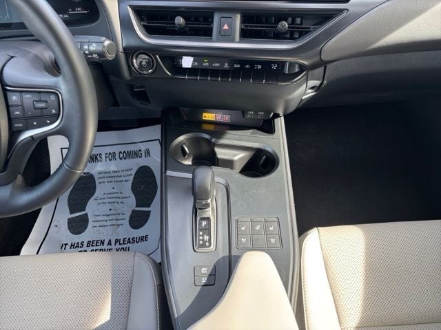 2025 Lexus UX 300h Premium