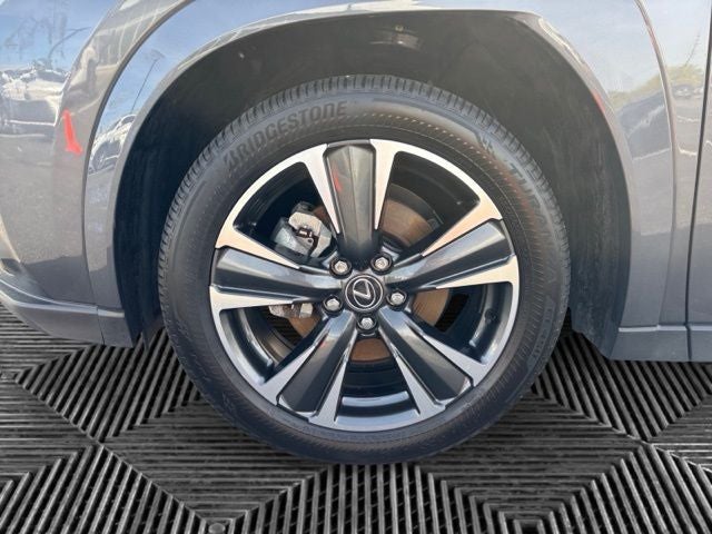 2025 Lexus UX 300h Premium