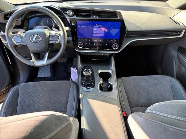 2023 Lexus RZ 450e Luxury
