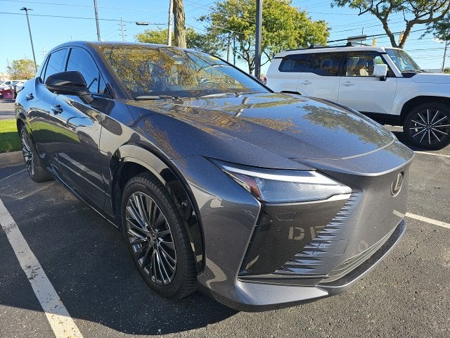 2023 Lexus RZ 450e Luxury