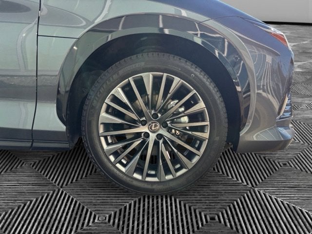 2023 Lexus RZ 450e Luxury