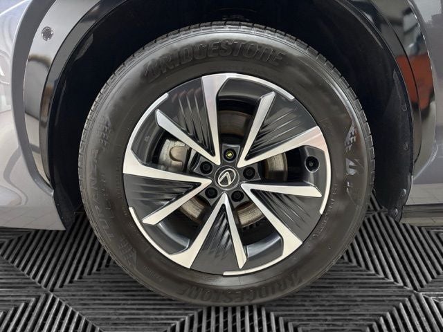 2024 Lexus RZ 450e Premium