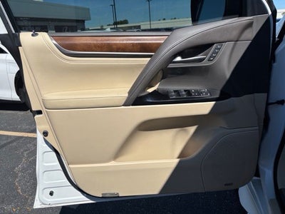 2017 Lexus LX 570