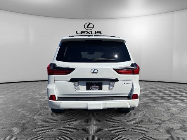 2017 Lexus LX 570