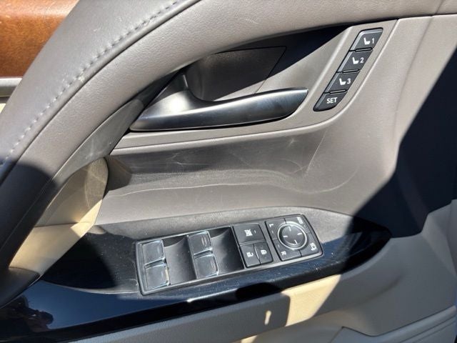 2017 Lexus LX 570