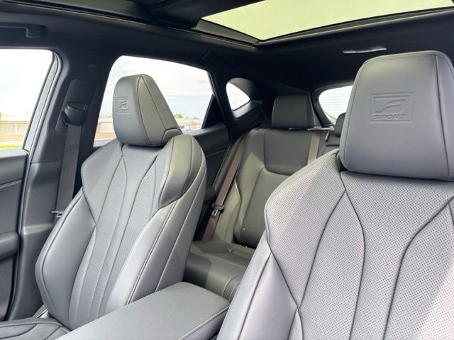 2025 Lexus NX PHEV 450h+ - Photo 24