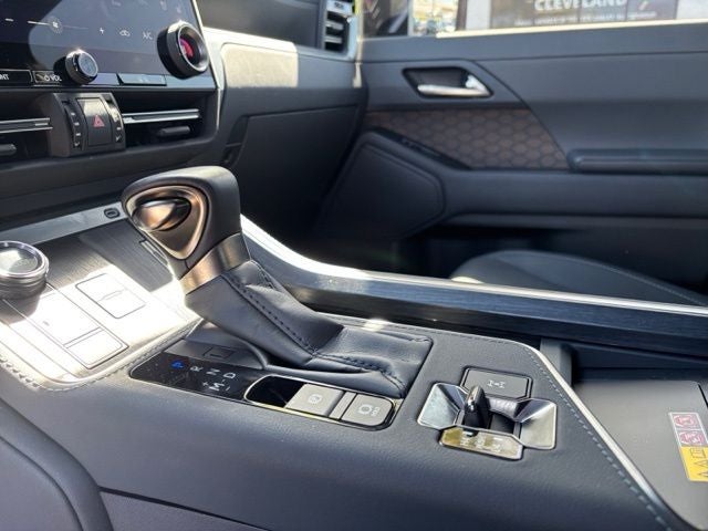2025 Lexus GX Premium - Photo 21