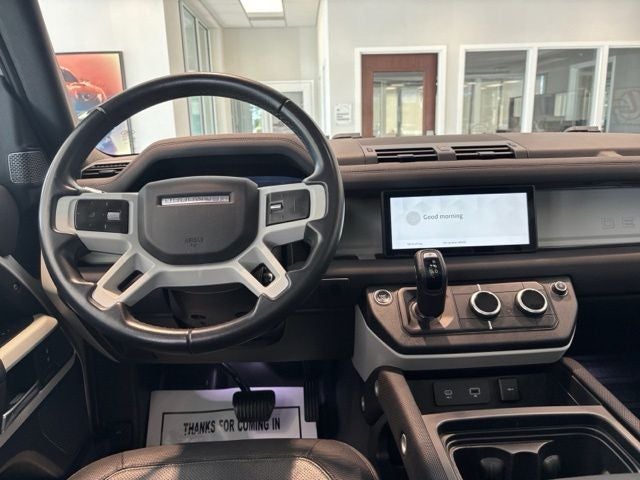 2022 Land Rover Defender 110 X-Dynamic SE