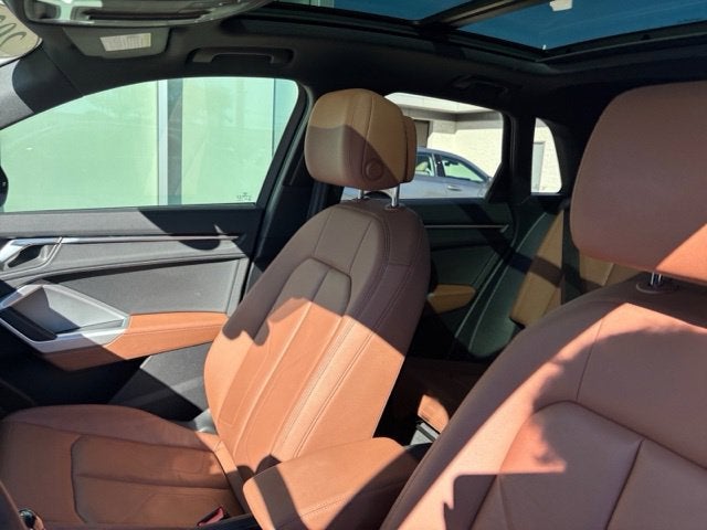 2022 Audi Q3 Premium quattro