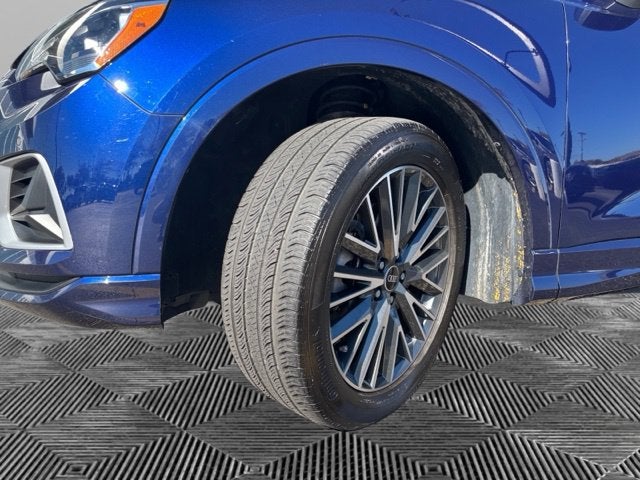 2022 Audi Q3 Premium quattro