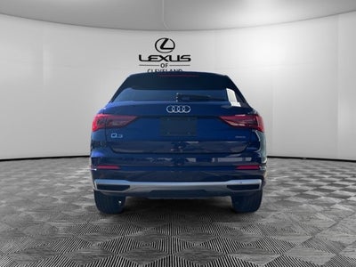 2022 Audi Q3 Premium quattro