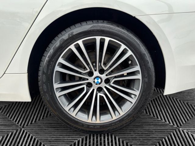 2019 BMW 5 Series 540i xDrive