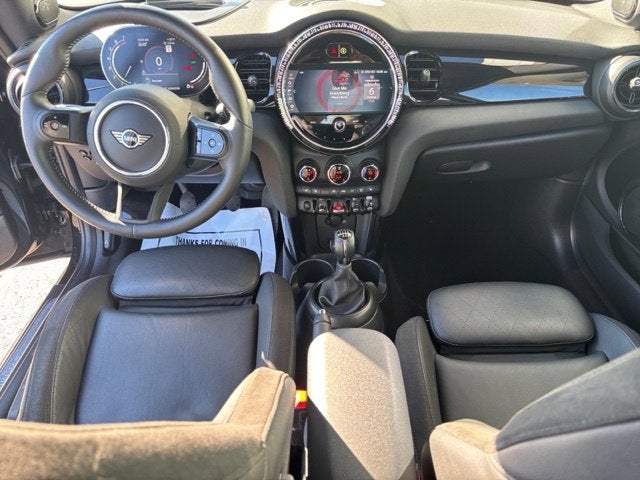 2024 MINI Cooper S Iconic