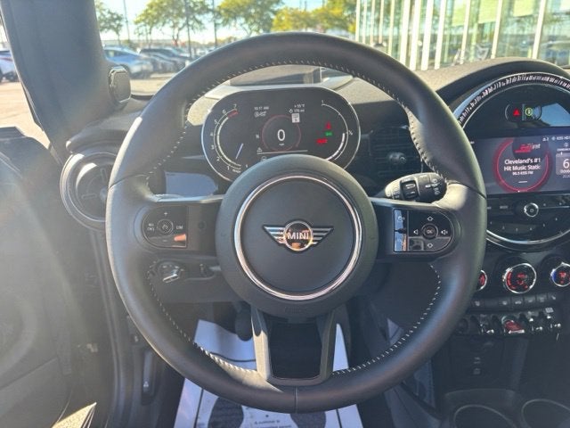 2024 MINI Cooper S Iconic