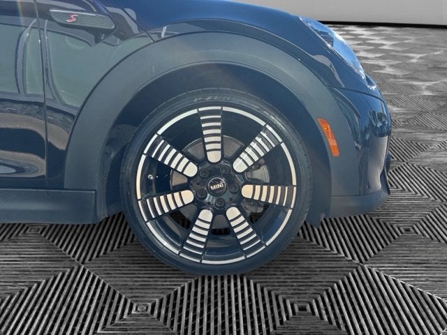 2024 MINI Cooper S Iconic