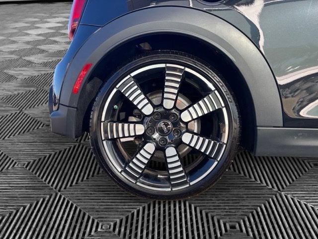 2024 MINI Cooper S Iconic