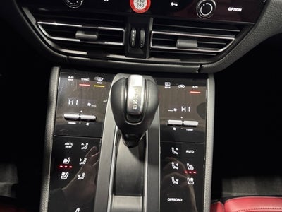 2022 Porsche Macan S