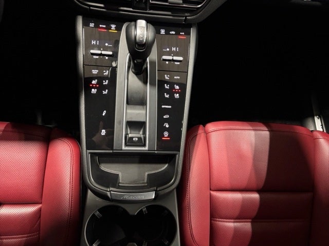 2022 Porsche Macan S