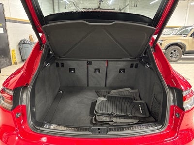 2022 Porsche Macan S