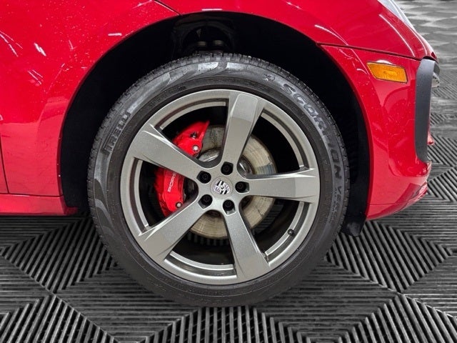 2022 Porsche Macan S