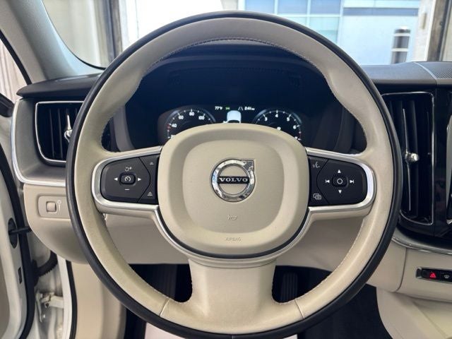 2019 Volvo XC60 T6 Momentum