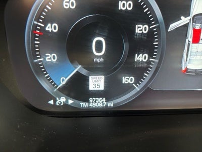 2019 Volvo XC60 T6 Momentum