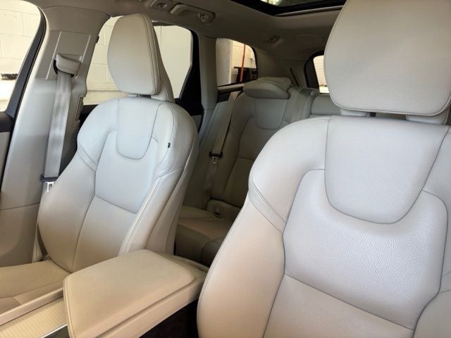 2019 Volvo XC60 T6 Momentum