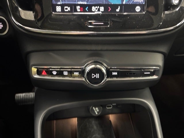 2023 Volvo XC40 Ultimate