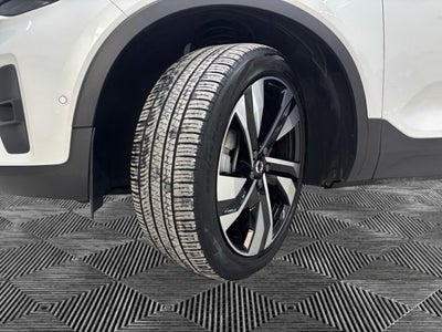 2023 Volvo XC40 Ultimate
