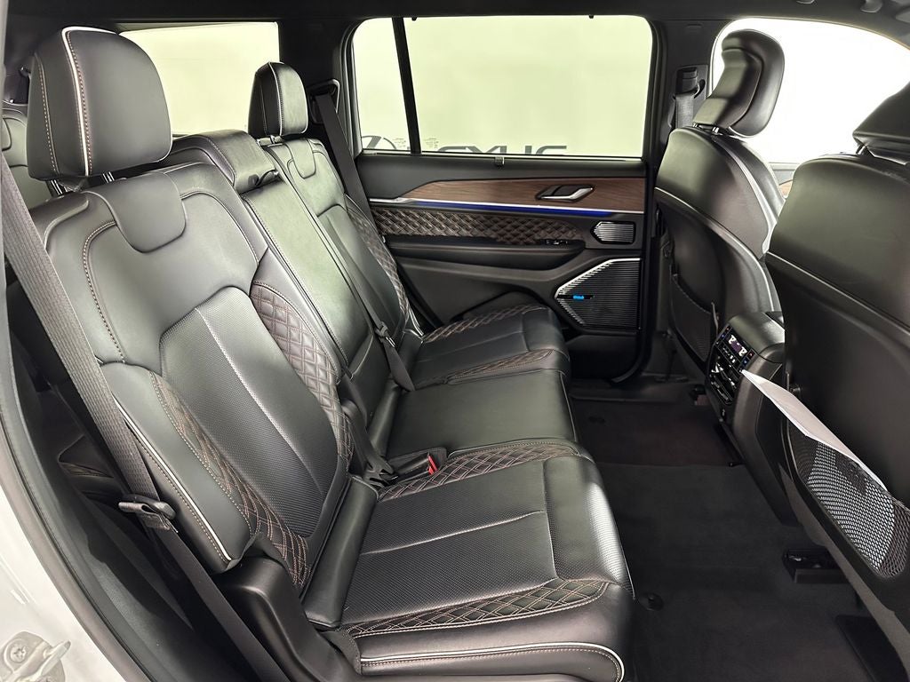 2023 Jeep Grand Cherokee L Summit