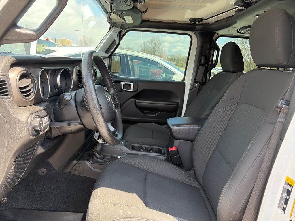 2020 Jeep Gladiator Sport